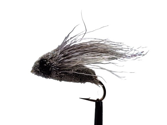 Trockenfliege " Cicada Grey " auf Schonhaken/ barbless hook